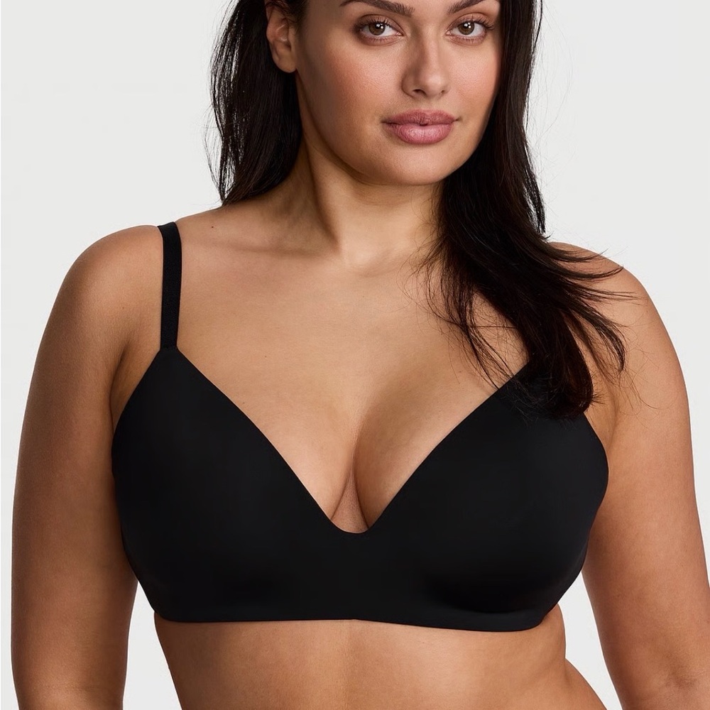 Victoria’s Secret T-Shirt Lightly Lined Wireless Bra